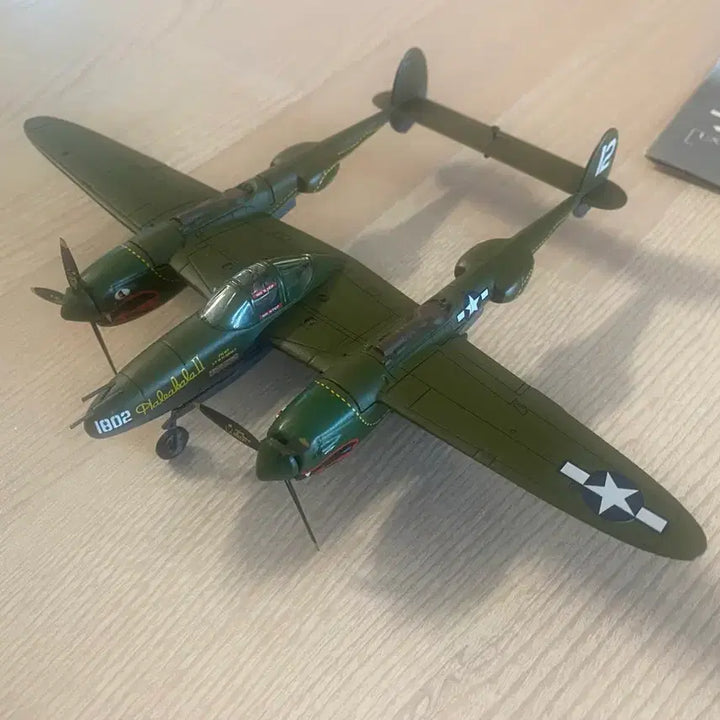 [BUNJANG] DeAgostini 1/72 Scale P-38 Lightning Diecast Model / 데아고스티니 1/72 P-38 라이트닝 다이캐스트 전시품 판매