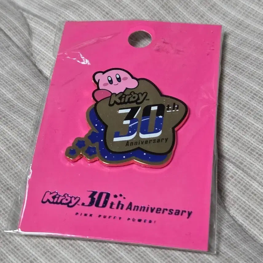 [BUNJANG] Kirby 30th Anniversary Badge / 커비 30주년 뱃지