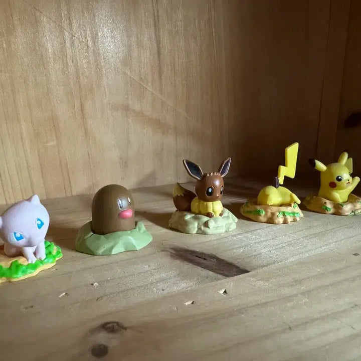 [BUNJANG] Pokemon Digging Gacha Set / 포켓몬 구멍파기 가챠 세트