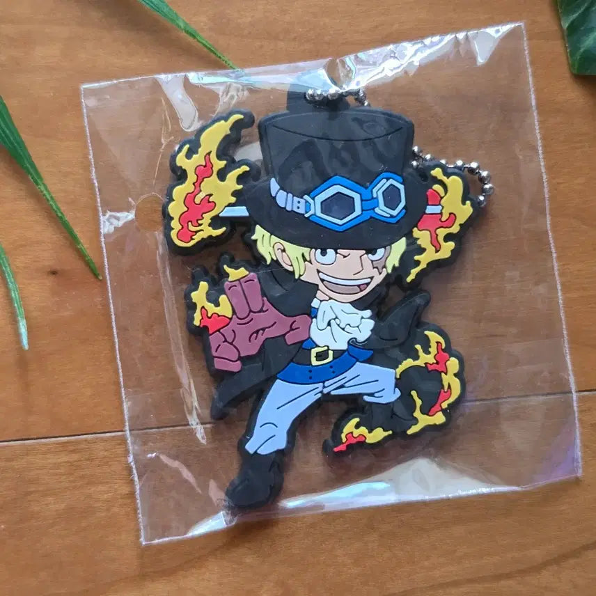 [BUNJANG] One Piece Sabo Rubber Strap Ball Chain Keychain - Used / 원피스 사보 러버스트랩 볼체인 키링 - Used