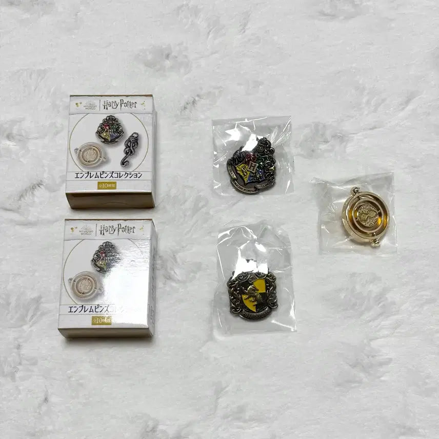 [BUNJANG] Harry Potter Emblem Pins Collection 3 Types Bundle Set / (일괄 가격) 해리포터 엠블럼 핀즈 컬렉션 3종 일괄 가격