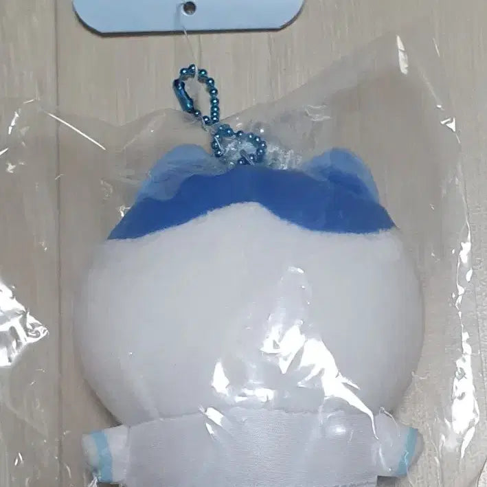 [BUNJANG] Chiikawa Hachiwari Hanbok Plush Keychain / 치이카와 공식 한복 하치와레