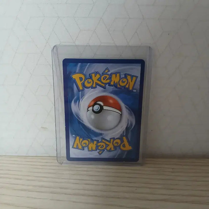[BUNJANG] Pokemon Card 25th Anniversary Edition Fat Pikachu / 포켓몬카드 뚱카츄 25주년 에디션