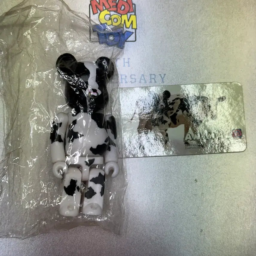 [BUNJANG] Bearbrick 12th Series Animal Cow / 베어브릭 12탄 애니멀 젖소