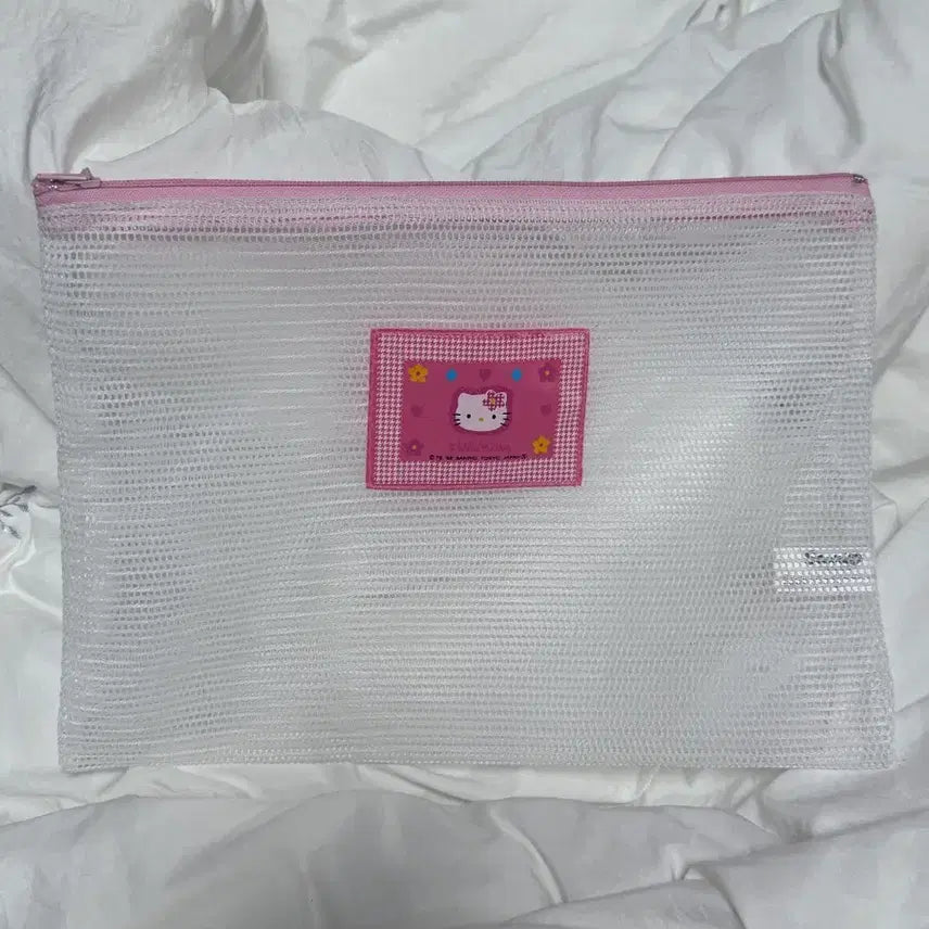 [BUNJANG] Hello Kitty Travel Pouch / <새상품> 여행용 파우치