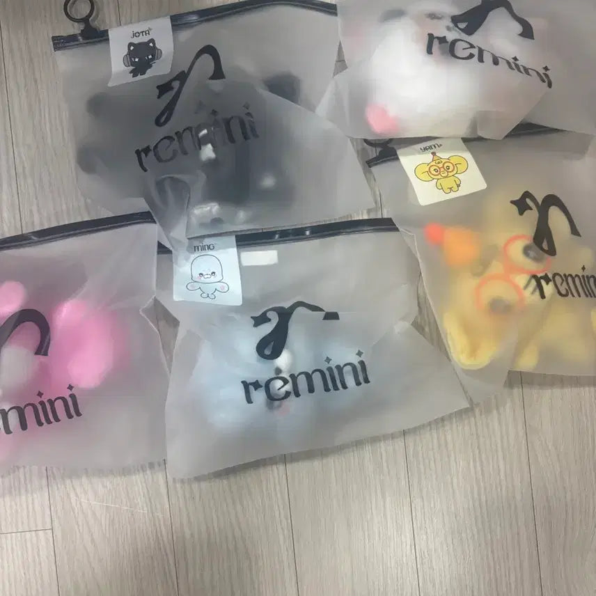 [BUNJANG] RESCENE Reminis 5 Member Bundle Set / 미개봉 리센느 레미니 5종 일괄 조타 밍 얌 쩨로밍 리뿌