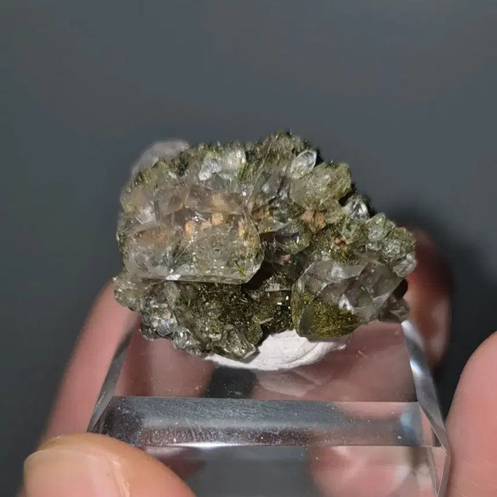 [BUNJANG] Epidote in Quartz Cluster Raw Stone Mineral Specimen from Turkey / 튀르키예산 에피도트 인 쿼츠 클러스터 원석 광물 미네랄 표본