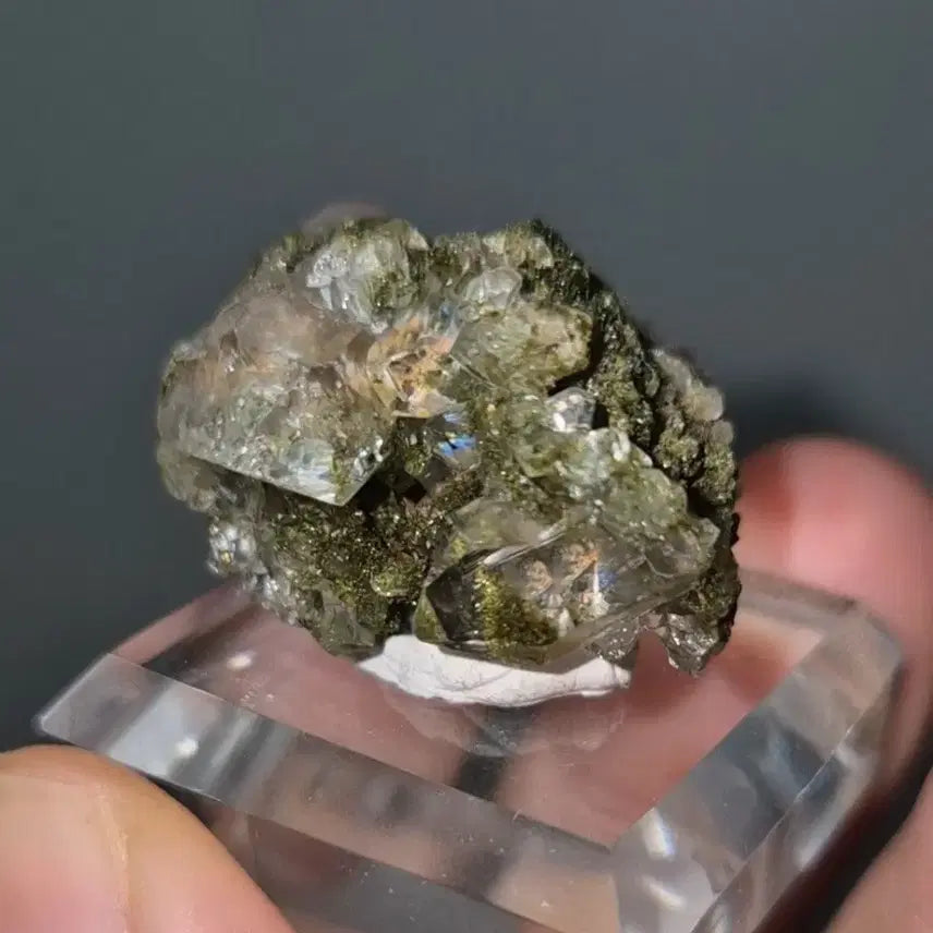 [BUNJANG] Epidote in Quartz Cluster Raw Stone Mineral Specimen from Turkey / 튀르키예산 에피도트 인 쿼츠 클러스터 원석 광물 미네랄 표본