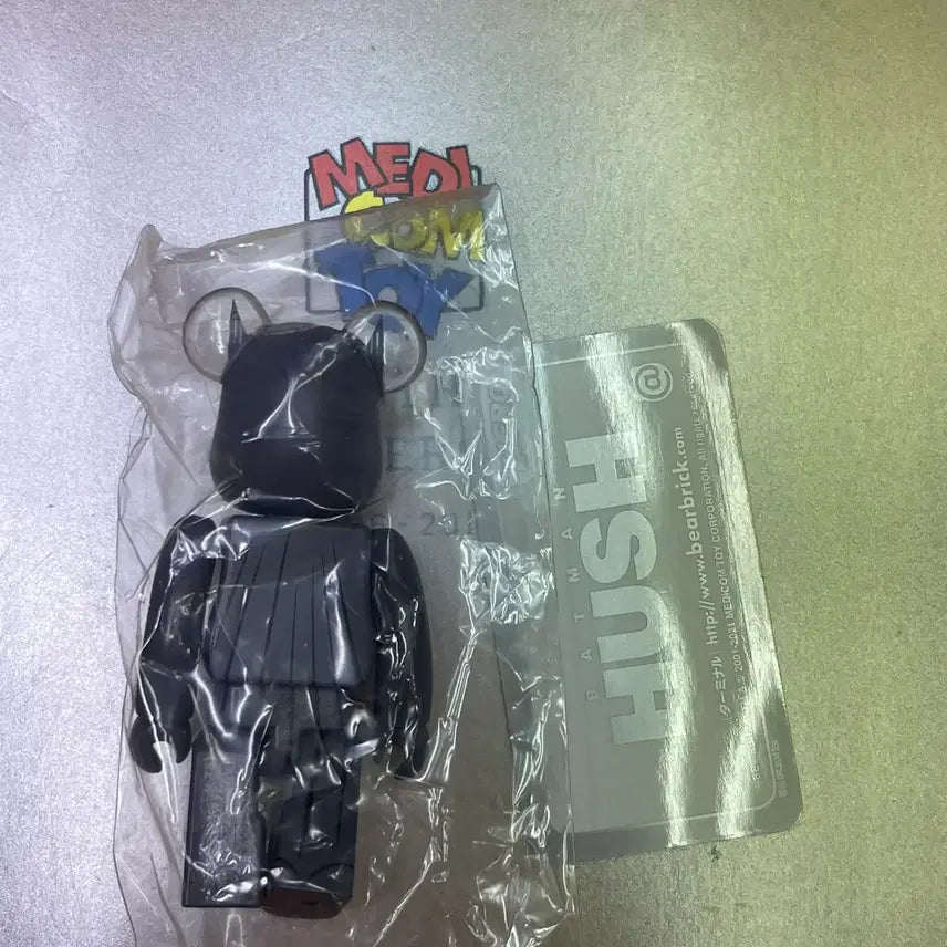 [BUNJANG] Bearbrick 43 Series Batman Hush / 베어브릭 43탄 히어로 배트맨 허쉬