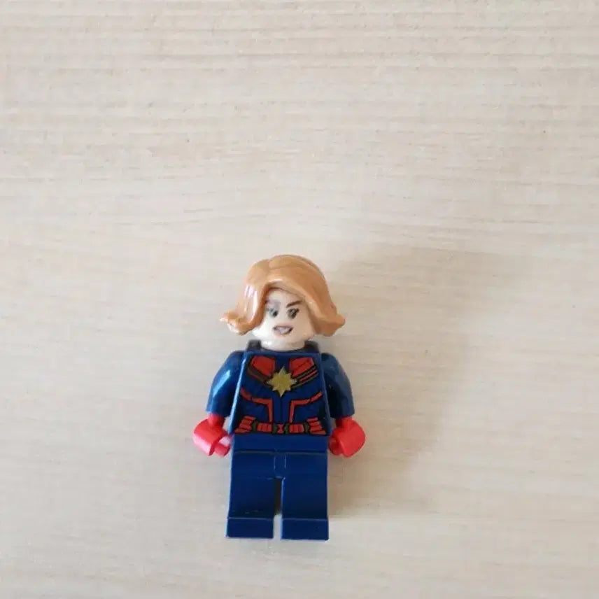 [BUNJANG] Avengers: Endgame Captain Marvel Figure / 엔드게임 캡틴마블 피규어