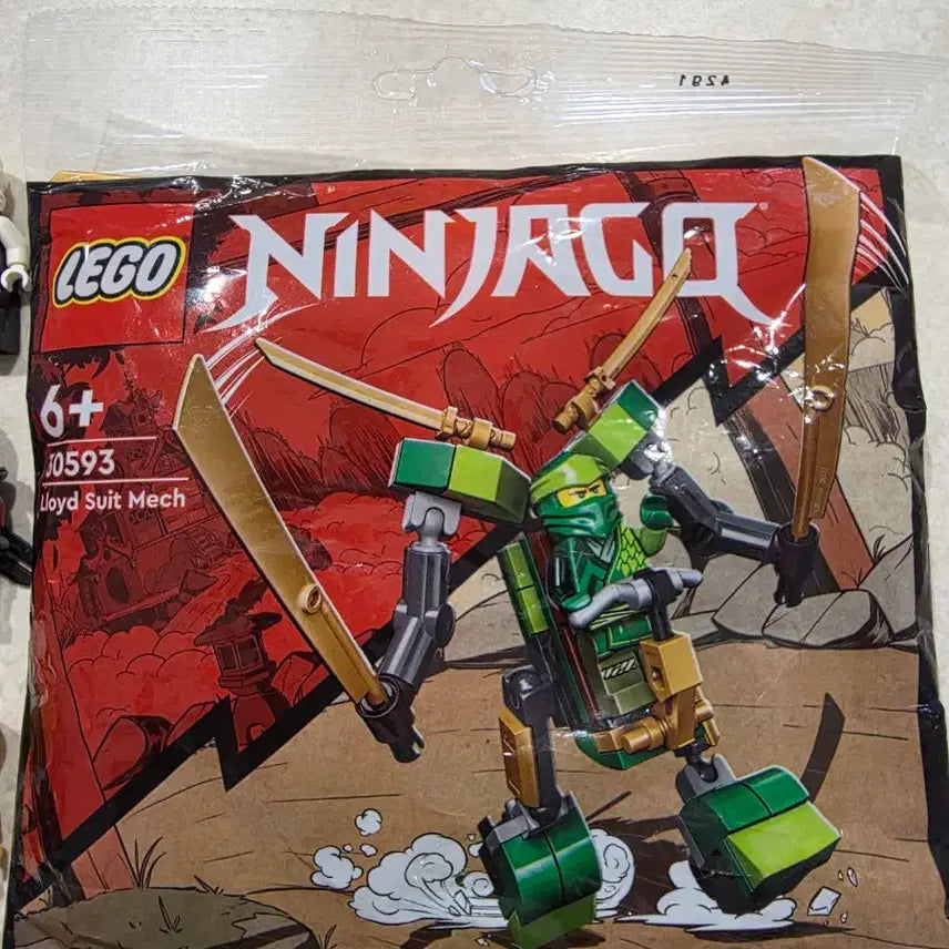 [BUNJANG] LEGO Ninjago Minifigures + Spinjitzu Spinners Bundle Set / 레고 닌자고 미니피규어 + 스핀짓주 팽이 일괄 판매