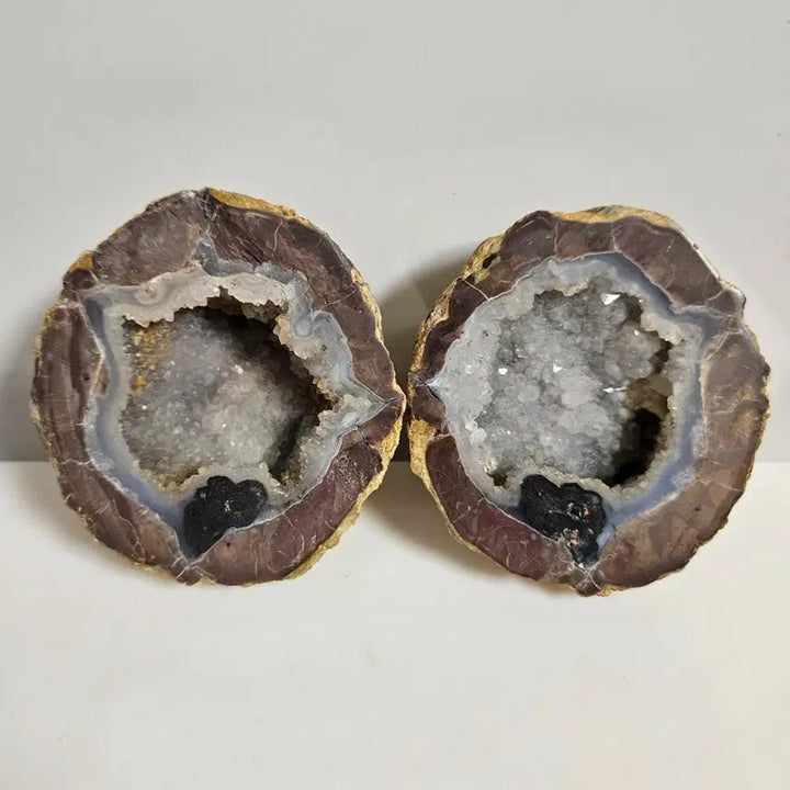 [BUNJANG] Beautiful Raw Crystal Geode / 이쁜 원석