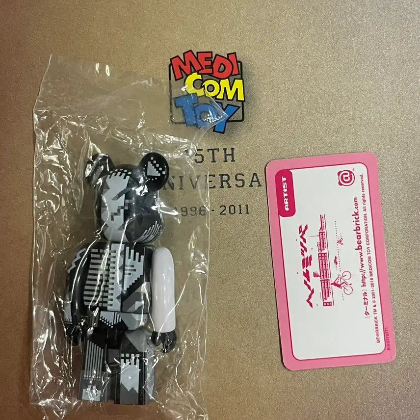 [BUNJANG] Bearbrick 37th Artist Hermiphe / 베어브릭 37탄 아티스트 헤르미페