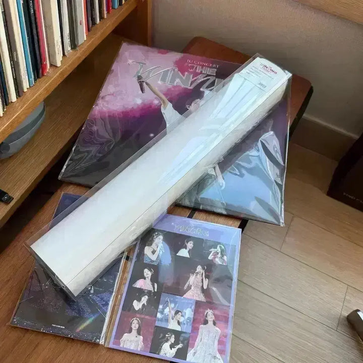 [BUNJANG] IU The Winning Poster Set (5 Types) / 아이유 더위닝 포스터 5종 세트 IU 콘서트MD 굿즈 브로커 드림 영화