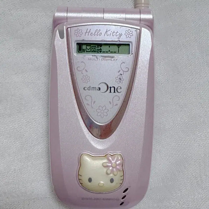 [BUNJANG] Hello Kitty Sanyo Vintage Junk Phone / 헬로키티 산요 빈티지 정크폰 판매합니다.