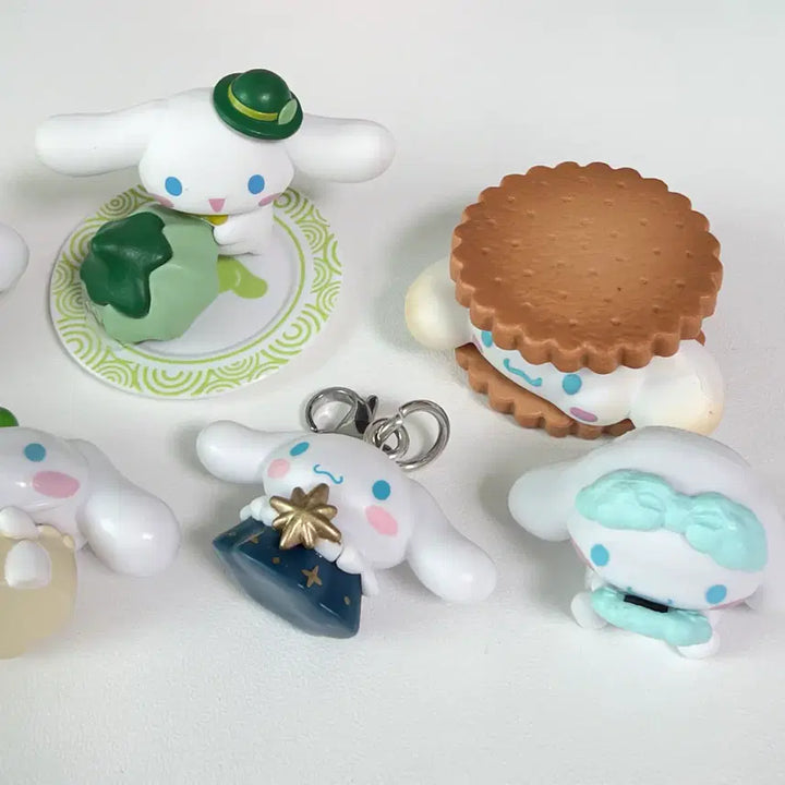 [BUNJANG] Cinnamoroll Gacha 7 Types Figure Bundle Set / 시나모롤 가챠 7종 일괄 피규어