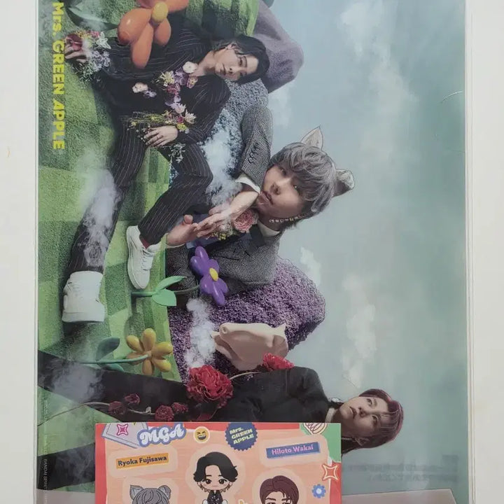 [BUNJANG] Mrs. Green Apple Sticker and Poster File Set / 내한 스티커, 포스터 파일세트 미세스그린애플 mrsgreenapple