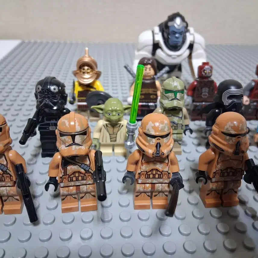 [BUNJANG] Lego Star Wars and Various Figures Bundle Set / 레고 스타워즈와 여러가지 피규어 일괄 판매
