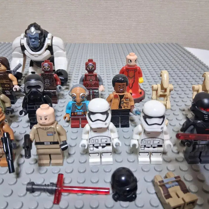 [BUNJANG] Lego Star Wars and Various Figures Bundle Set / 레고 스타워즈와 여러가지 피규어 일괄 판매