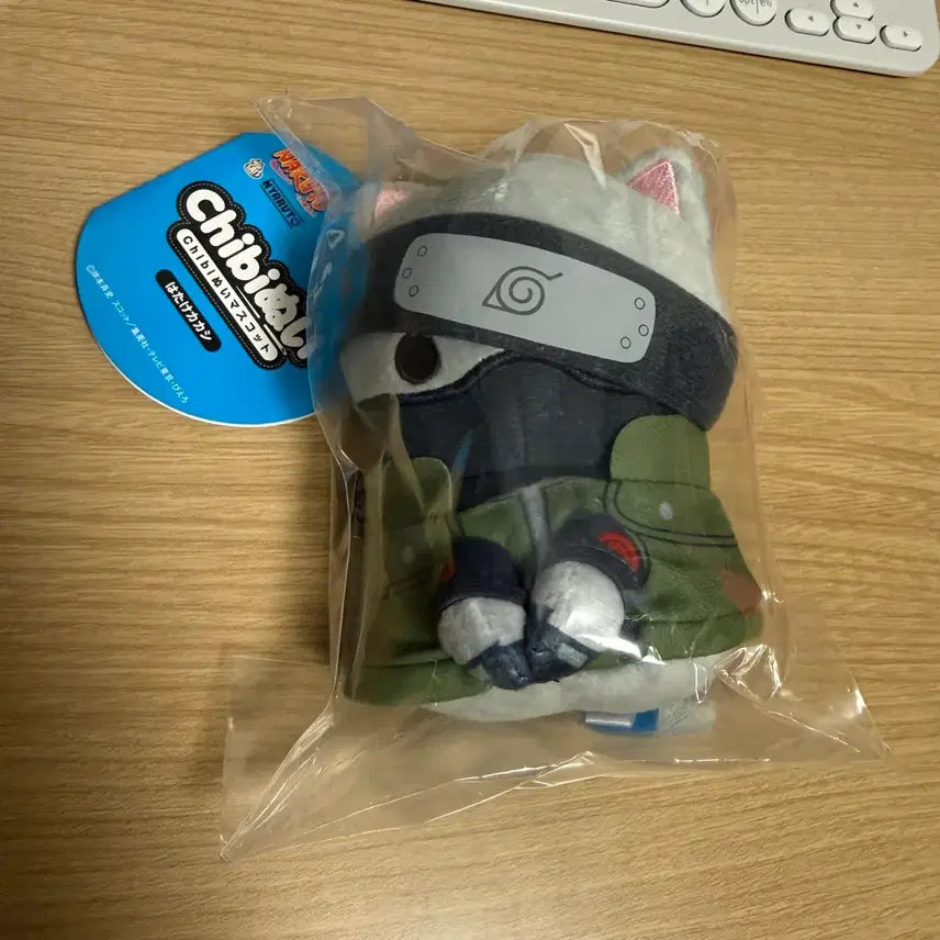 [BUNJANG] Naruto Kakashi Chibi Nui Megacat Plush Keychain (Sealed) / [미개봉] 나루토 카카시 치비누이 메가캣 인형 키링