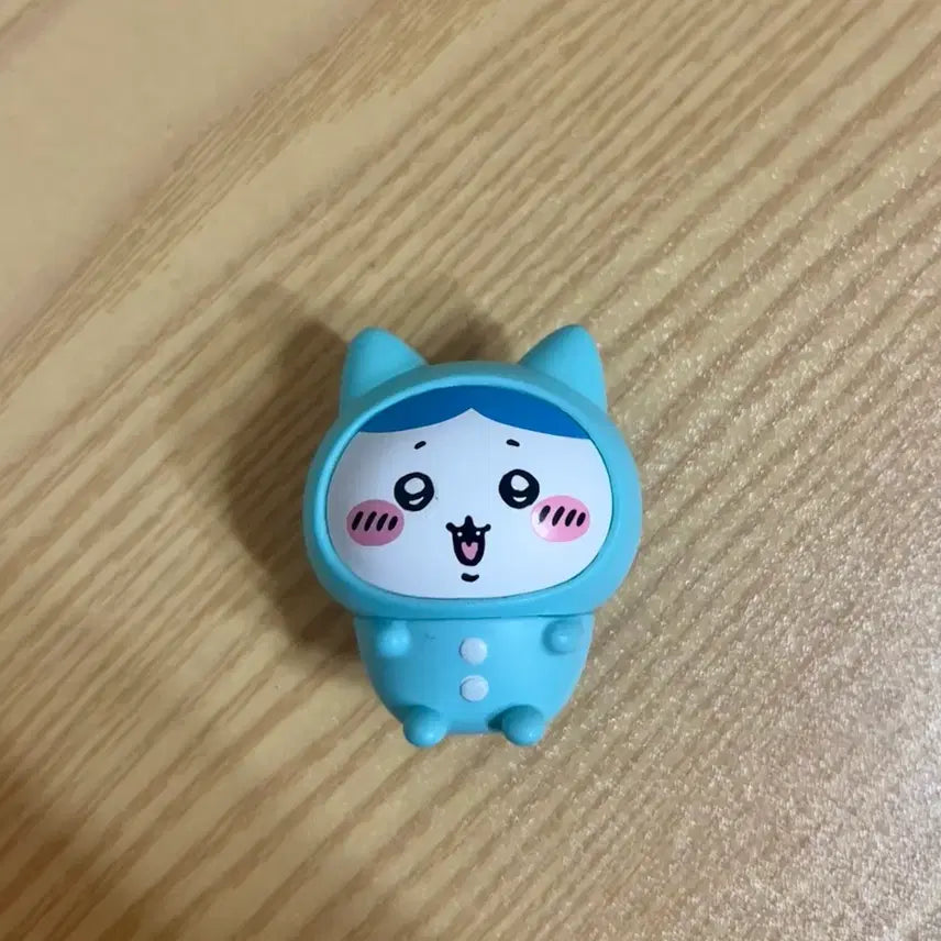 [BUNJANG] Chiikawa Hachiware Q Version Figure / 치이카와 먼작귀 하치와레 q버전