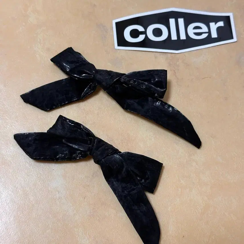 [BUNJANG] Colle Black Ribbon Charm Sticker / 꼴레 celler 검정 리본 참 스티콘
