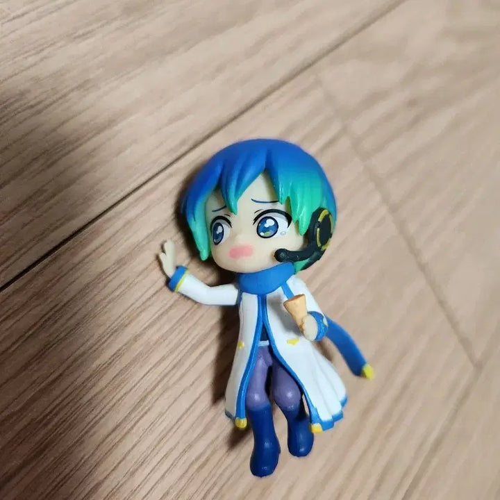 [BUNJANG] Re-Ment Vocaloid KAITO Figure / 리멘트 윈도우 보컬로이드 카이토 KAITO 피규어