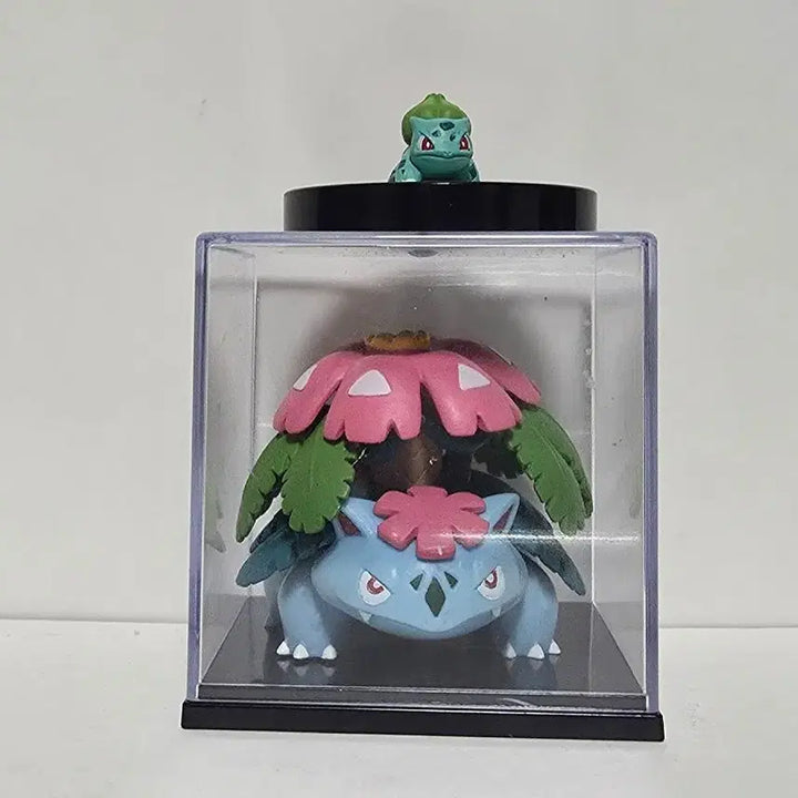 [BUNJANG] Pokemon 1:40 Scale Diorama Bulbasaur &amp; Mega Venusaur Figure Set / 약간 네고 가능)포켓몬스터 1:40 입체도감 이상해씨,메가 이상해꽃 피규어