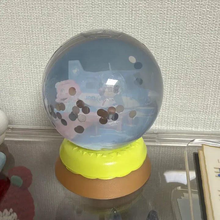 [BUNJANG] Animal Crossing Airport Water Globe / 동물의숲 워터볼 DAL 공항 모양