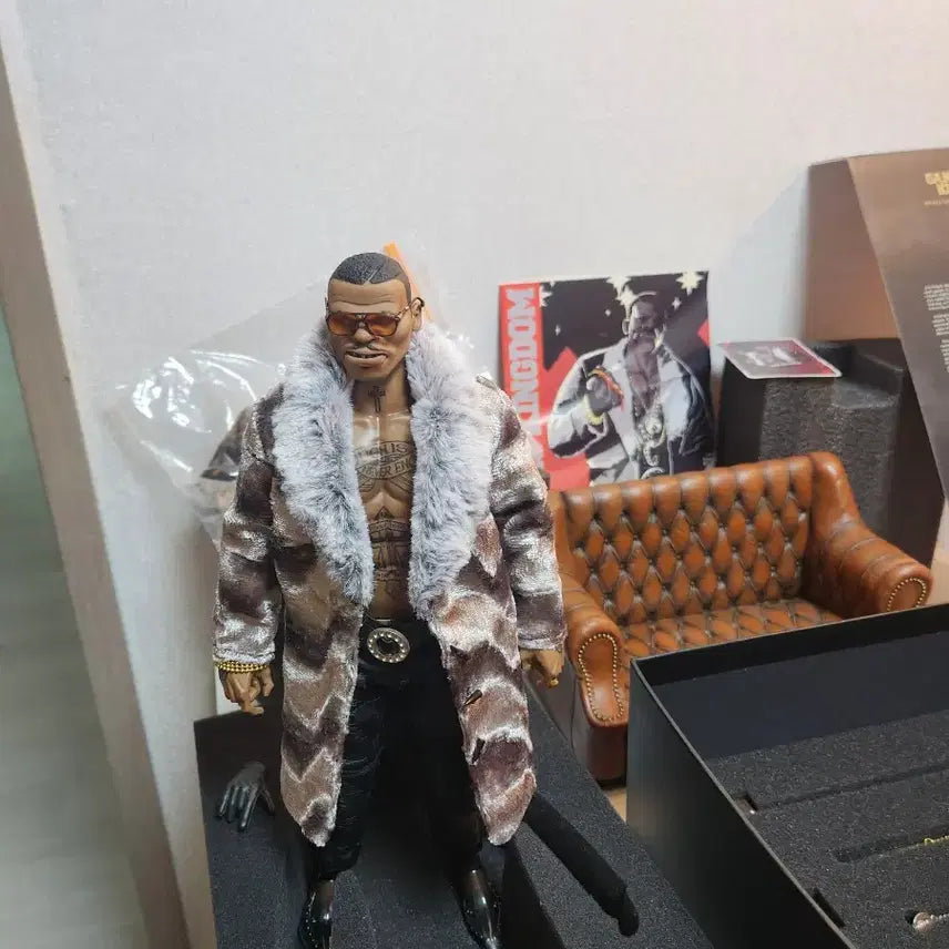 [BUNJANG] Gangster Kingdom Figure / 갱스터 킹덤 12인치 피규어