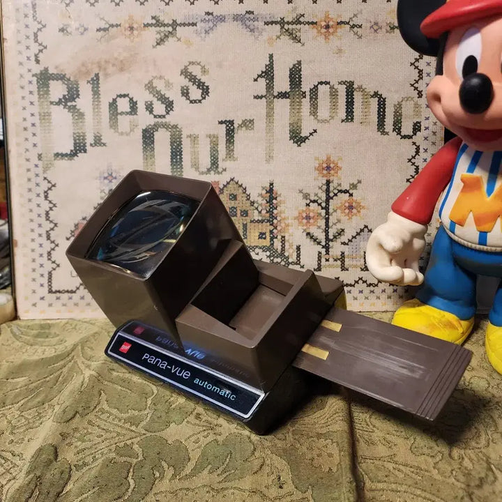 [BUNJANG] Pana-Vue USA Slide Projector (No Power Cord) / USA 슬라이드 기계 코드 없어서 작동상태 알수없어요 gaf PANA-VUE