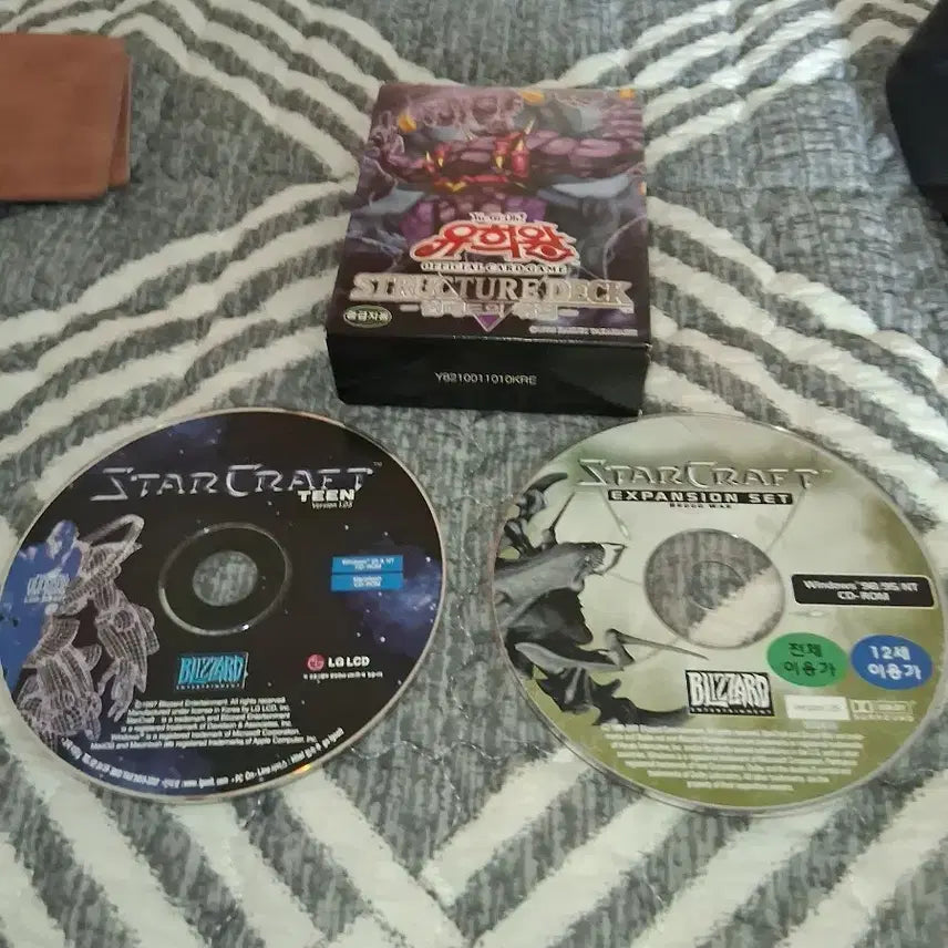 [BUNJANG] Yu-Gi-Oh! Structure Deck &amp; StarCraft CD Bundle / 유희왕 스트럭쳐 덱 / 스타크래프트 CD 2개