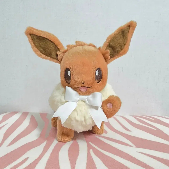 [BUNJANG] EV Collection High Five EV Plush / 이브이컬렉션 하이파이브 이브이 봉제인형
