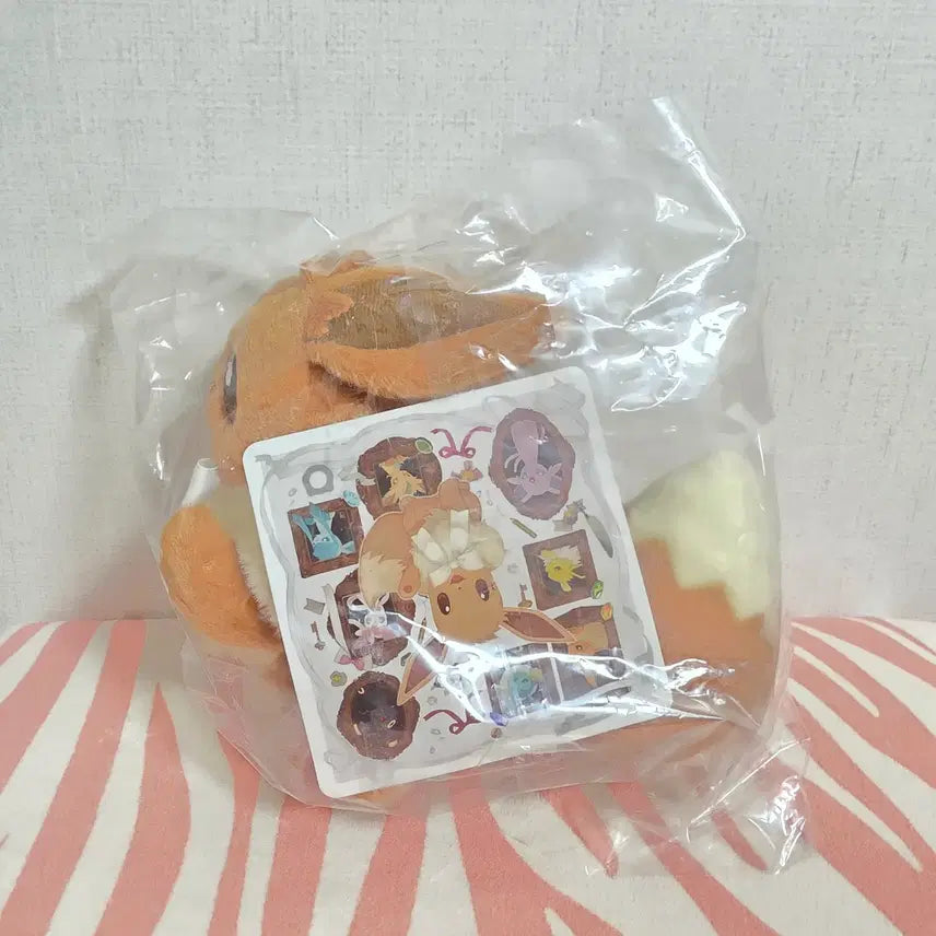 [BUNJANG] EV Collection High Five EV Plush / 이브이컬렉션 하이파이브 이브이 봉제인형