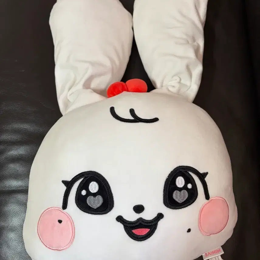 [BUNJANG] IVE MiniV Face Cushion Cherry Edition / 아이브 미니브페이스쿠션 체리