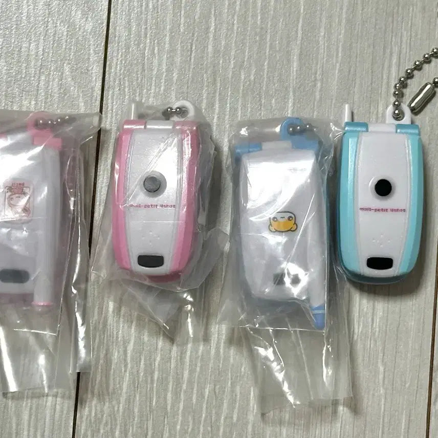 [BUNJANG] Bandai Merupuchi Handphone Gacha 4 Types Bundle Set / 일괄) 반다이 메루푸치 핸드폰 가챠