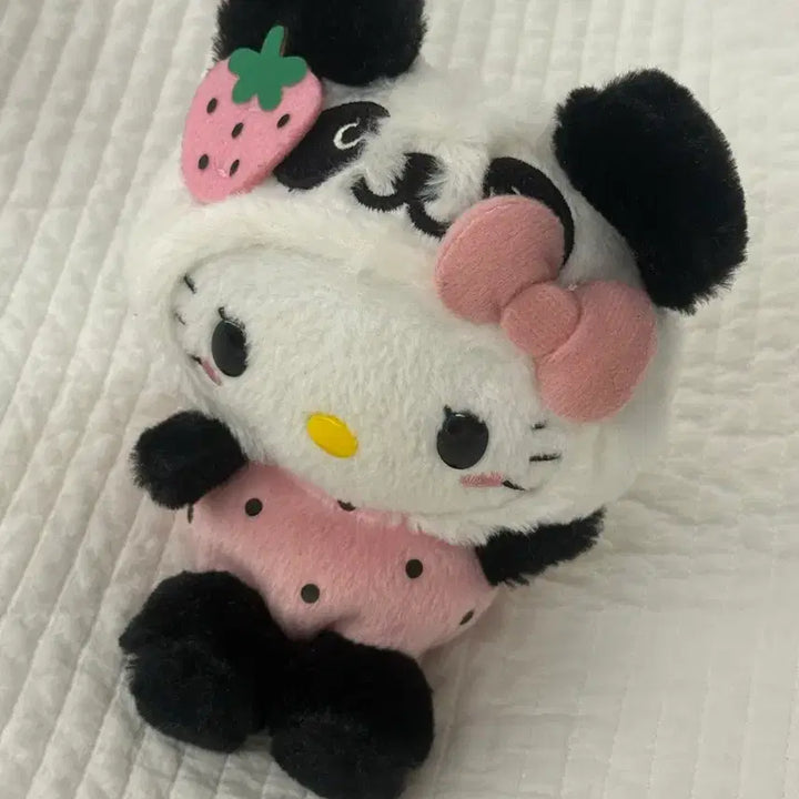 [BUNJANG] Sanrio Hello Kitty Ichigo Panda Plush / 산리오 헬로키티 이치고판다 인형