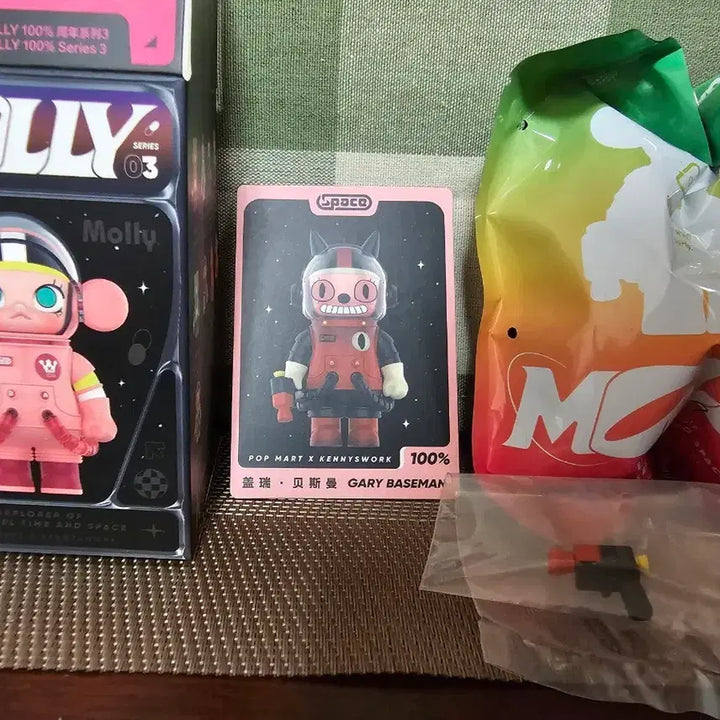 [BUNJANG] Pop Mart Space Molly Gary Baseman Sealed / (미개봉) 스페이스 몰리 게리 베이스맨
