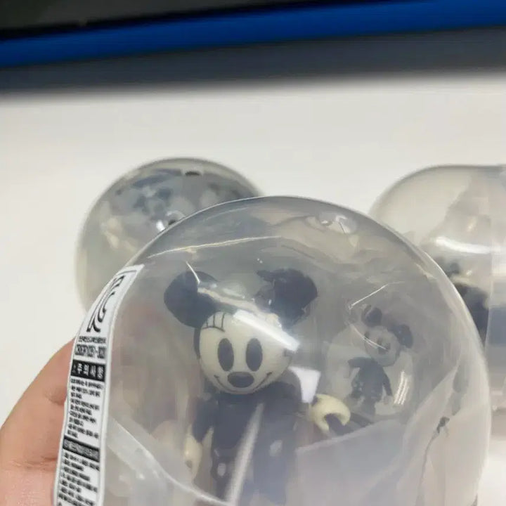 [BUNJANG] Monochrome Mickey Mouse Building Block Figure (Sealed) / 흑백 미니마우스 블럭 피규어 미개봉품 판매합니다!