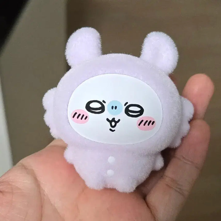 [BUNJANG] Chiikawa Momonga Miniso Shanghai Mini Figure / 치이카와 모몽가 상하이 미니소 피규어