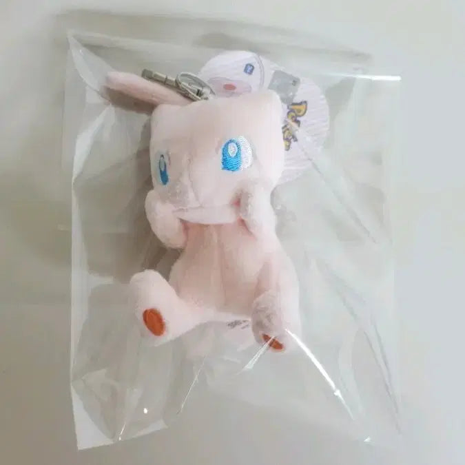 [BUNJANG] Genuine Pokémon Mew Plush Keychain New / 정품 포켓몬스터 뮤 인형 키링 새상품
