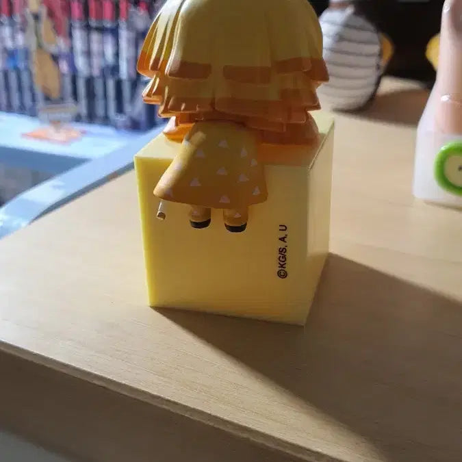 [BUNJANG] Demon Slayer Zenitsu Agatsuma Hikkake Figure / 젠이츠 힛카게 피규어(박스X)