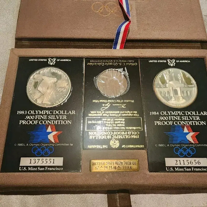 [BUNJANG] 1983-1984 LA Olympics Commemorative Silver Coins 2-Coin Set with Gold Coin Replica and Case / 1983-1984 LA 올림픽 기념 은화 2종 세트 (금화 수긍/케이스포함)