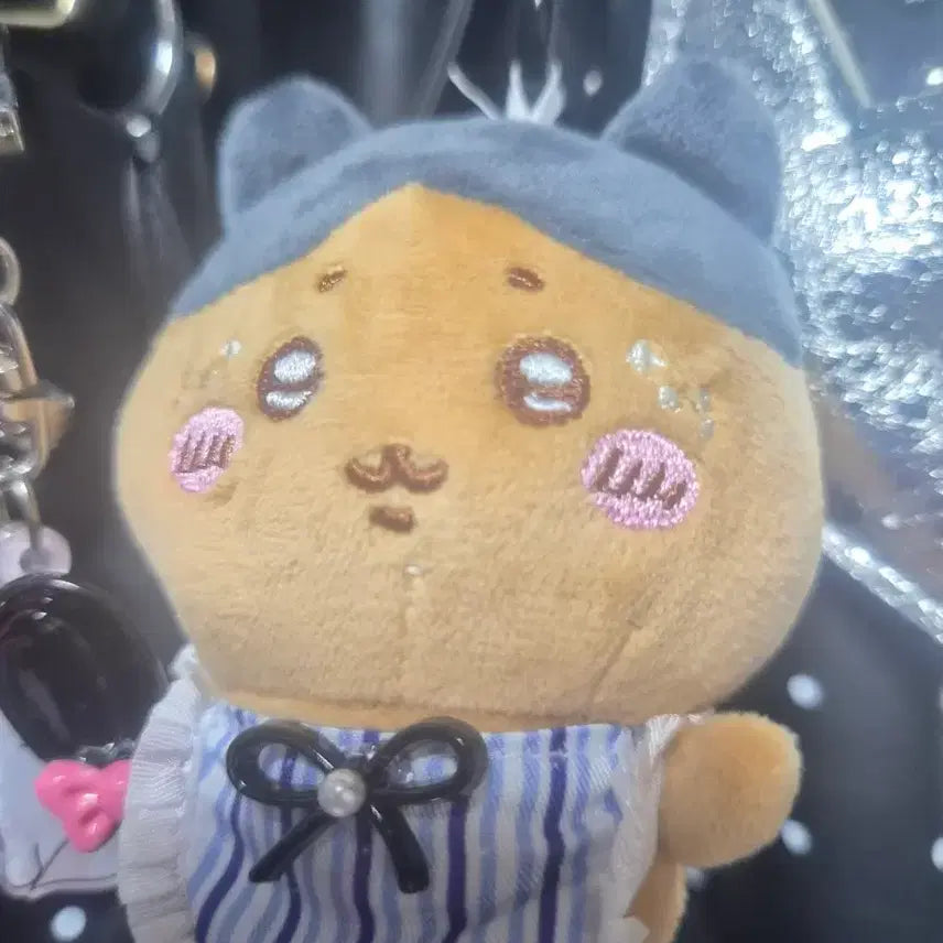 [BUNJANG] Hachitore Cat Plush Keychain / 하치와레 인형 키링 치이카와 먼작귀
