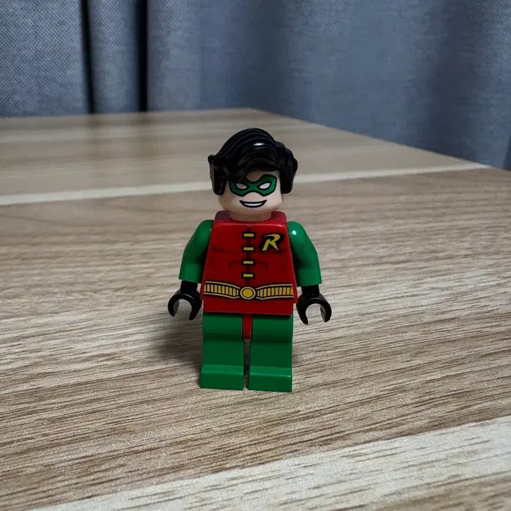 [BUNJANG] LEGO Old Batman Robin Minifigure bat009 / 레고 올드 배트맨 7783 로빈 미니피규어 bat009 판매합니다