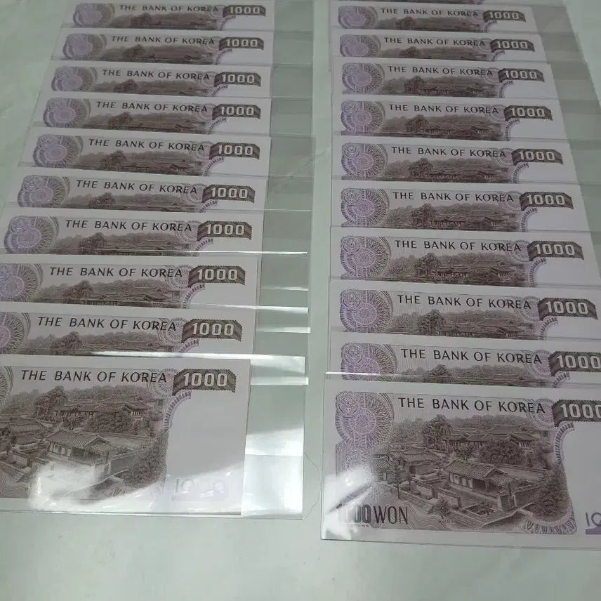 [BUNJANG] Second Series 1,000 Won Banknotes (22 Consecutive Notes) / 2차천원권 지폐 22장 연번