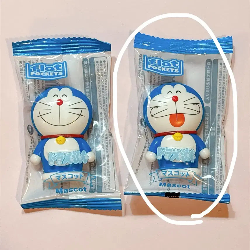 [BUNJANG] Doraemon Flat Figure - Stick Out Tongue Expression / 도라에몽 플랫 납작 피규어 / 메롱 표정