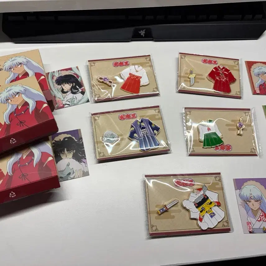 [BUNJANG] CGV Inuyasha Costume Badge Set (5 Types, Sealed) / Cgv 이누야샤 코스튬 뱃지 5종 풀세트 미개봉