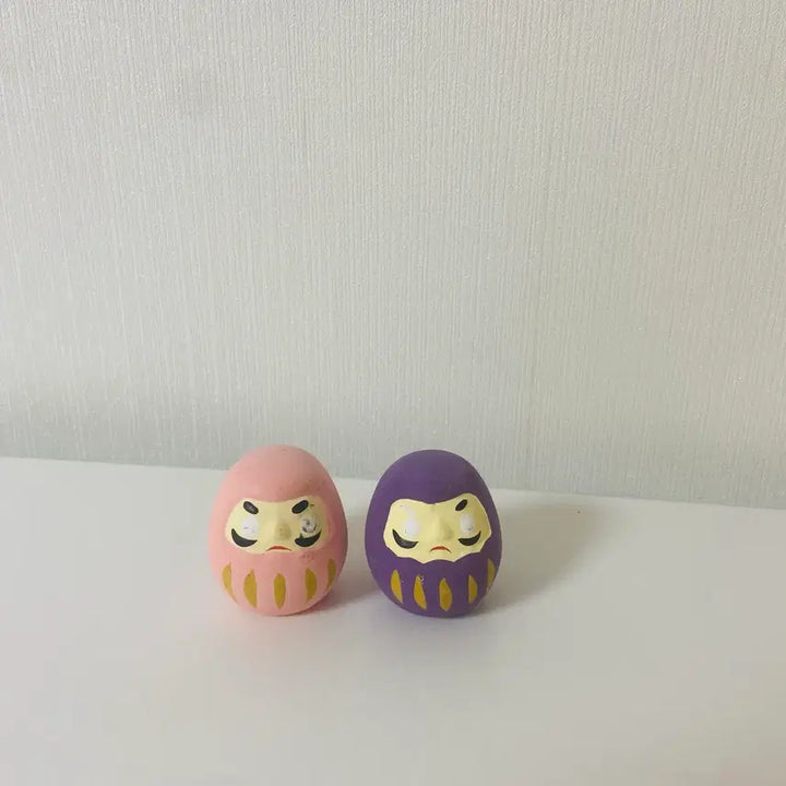 [BUNJANG] Mini Daruma Dolls Set - Pink &amp; Purple Ceramic Display Objects / [일본 직접 구매] 미니 달마 다루마 핑크 &amp; 보라 도자기 전시 전시품 오브제 2개 일괄