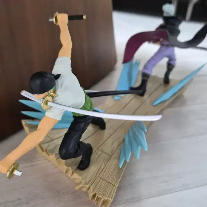 [BUNJANG] Banpresto One Piece Zoro &amp; Mihawk Figure Set / 반프레스토 원피스 전광절경 조로&amp;미호크 피규어 세트